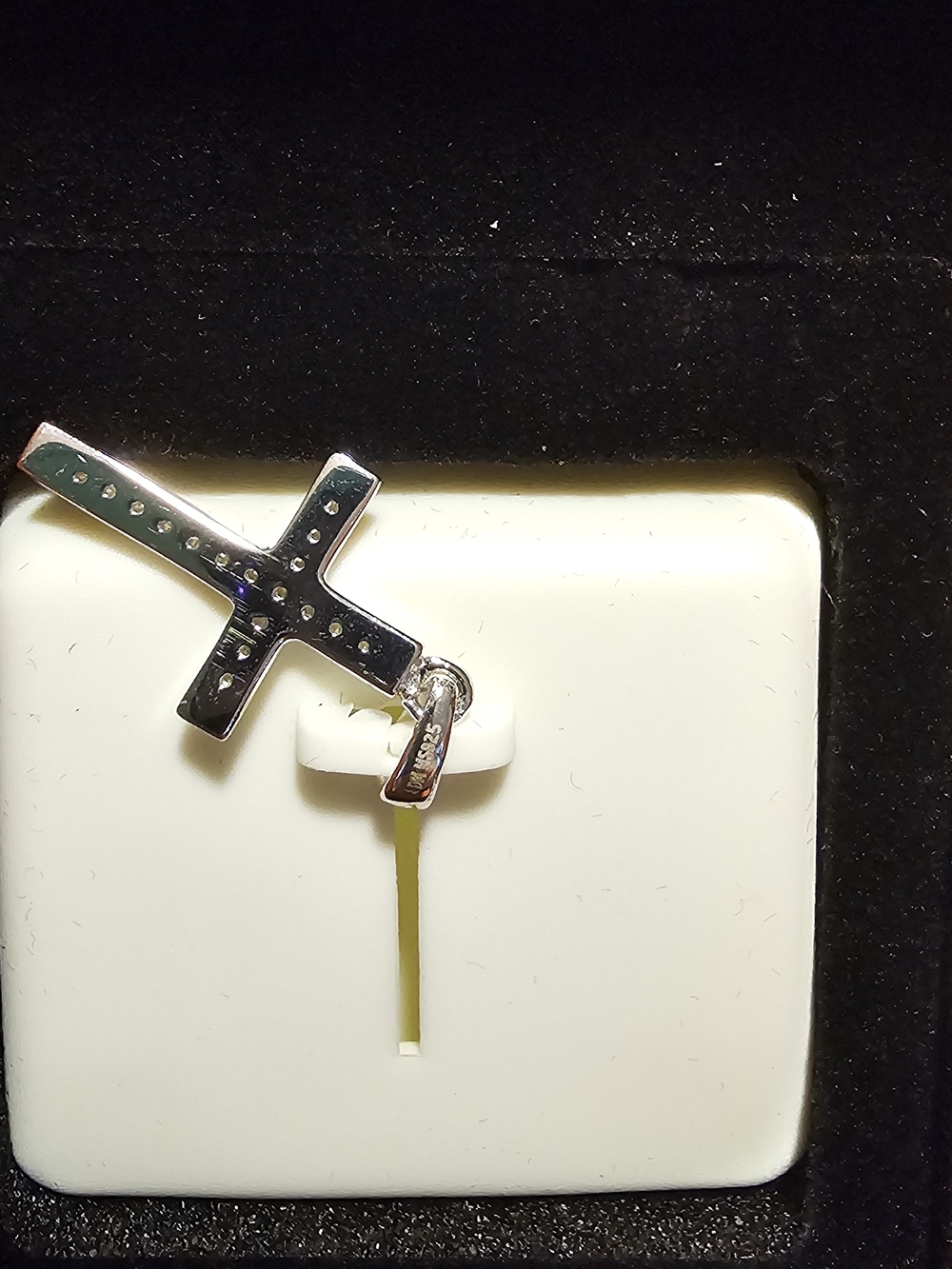 Cross Pendant - Picture 2 of 3